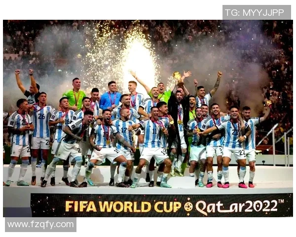 世界杯足球明星高清海报集展现顶级球员风采与荣耀时刻