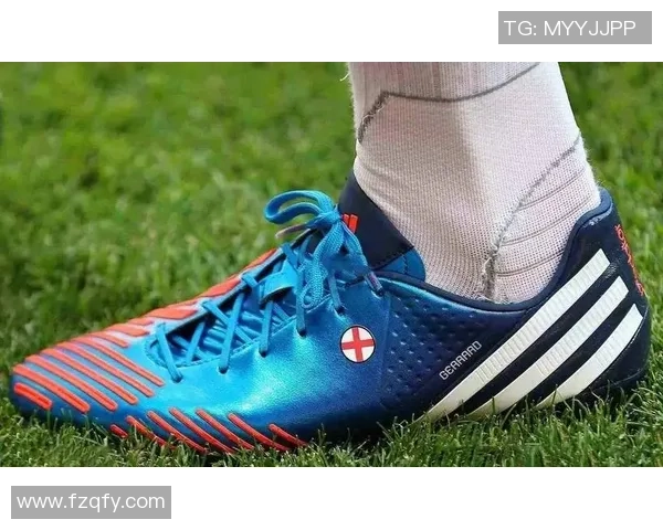 从球星的足球袜看绿茵场时尚风潮与个性表达的新趋势