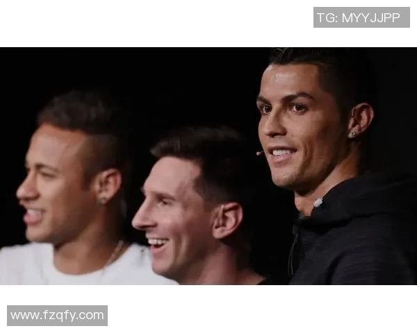 全球足球巨星风采：探索梅西、C罗、内马尔等顶级球员的传奇故事与成就