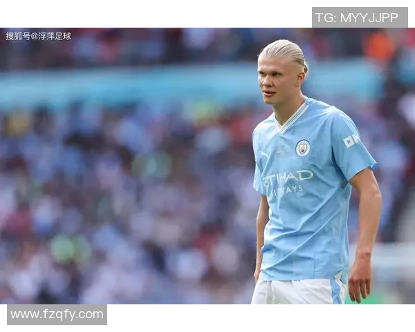 凌晨四点自律起床训练成就传奇足球球星成长之路 凌晨四点自律起床训练成就传奇足球球星成长之路