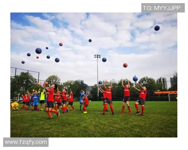 卡马赛克麦片盒足球：全新创意运动体验带你领略不一样的足球魅力